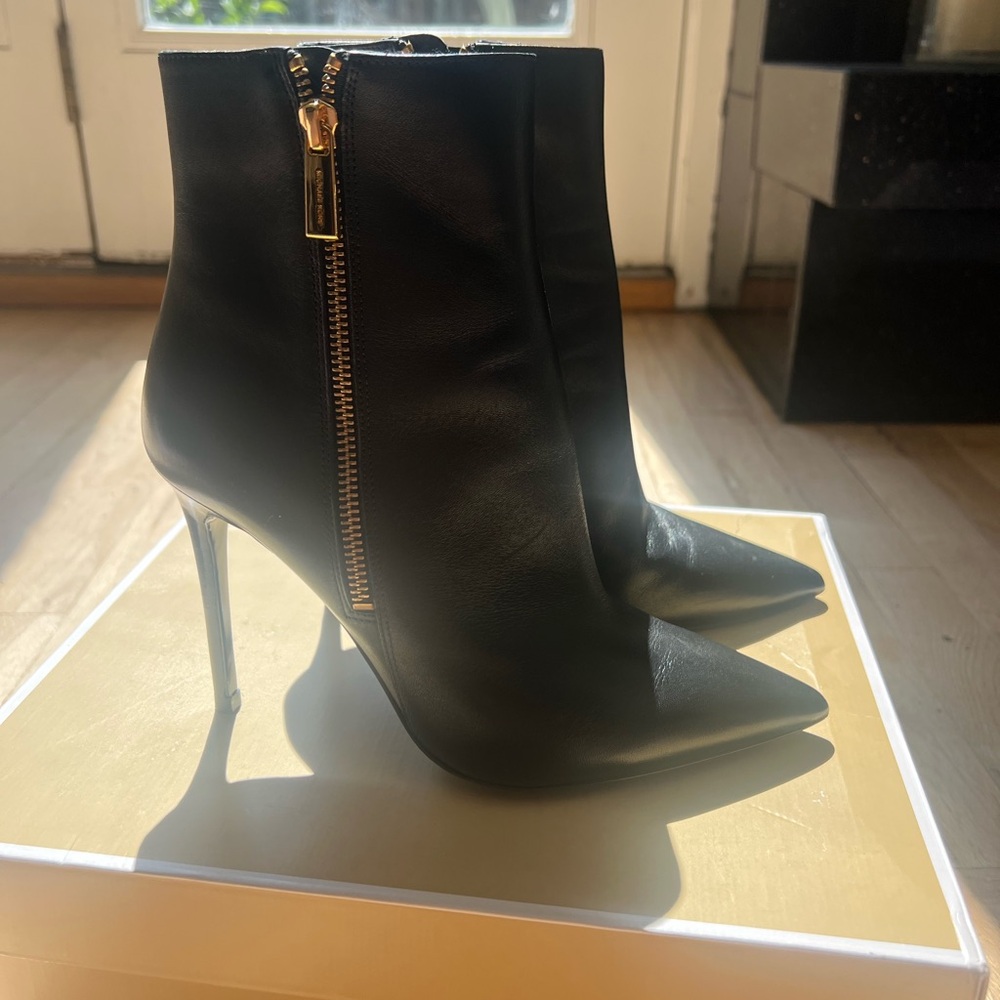 MICHAEL Michael Kors Black Heeled Boots with Gold Zipper - Picture 3 of 4